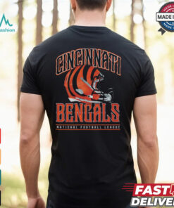 Cincinnati Bengals Helmet Garment Dyed Heavyweight T Shirt