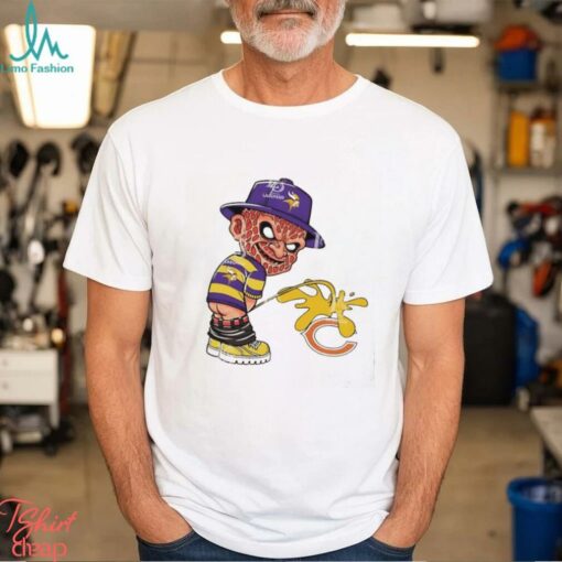 Freddy Krueger Minnesota Vikings Piss On Chicago Bears Halloween shirt