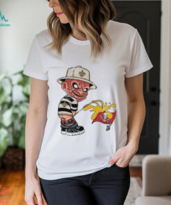 Freddy Krueger New Orleans Saints Piss On Tampa Bay Buccaneers Halloween 2024 NFL Shirt