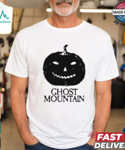 Ghost mountain pumpkin not worth this pain Halloween Shirt