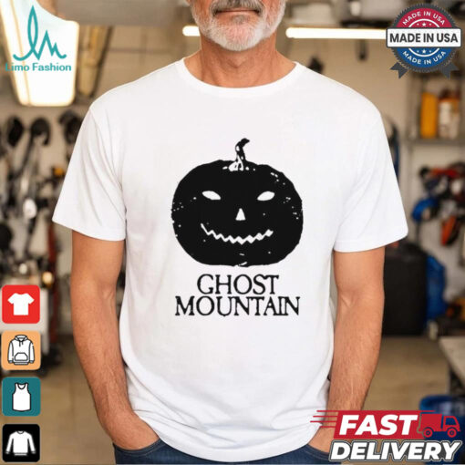 Ghost mountain pumpkin not worth this pain Halloween Shirt