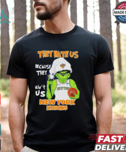 Grinch Santa hat middle finger they hate us because they ain’t us New York Knicks shirt