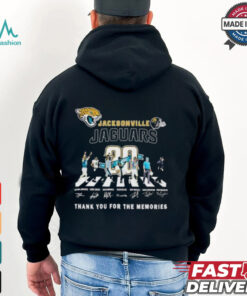 Jacksonville Jaguars walking across thank you for the memories signatures Shirt