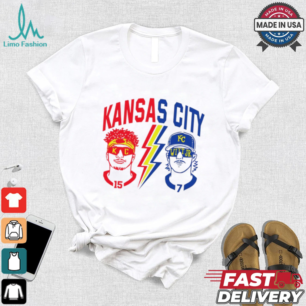 Kansas City Royals and Kansan City Chiefs football Patrick Mahomes vs Witt Jr. shirt Kansas City Royals and Kansan City Chiefs football Patrick Mahomes vs Witt Jr. shirt