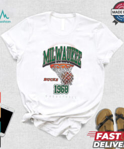Mitchell & Ness HWC ’68 Logo Swagger Milwaukee Bucks T Shirt