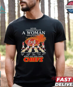 Never Underestimate A Woman Who Loves Fall And Her Kansas City Chiefs Abbey Road Signatures Shirt