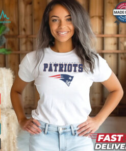 New England Patriots Gameday Couture Women_s Big Goals Oversized shirt