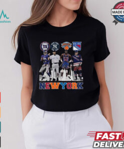 New York Sports Giants Yankees Knicks And Rangers Signatures Legend 2024 T shirt