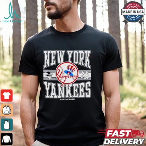 New York Yankees Majob league baseball logo shirt