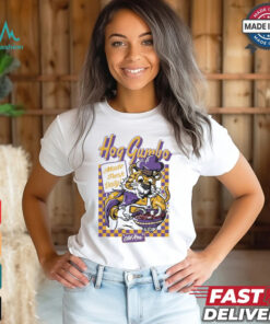 Official Hog Gumbo Made Fresh Daily LSU Tigers Vs Arkansas Razorbacks Graphic t shirt