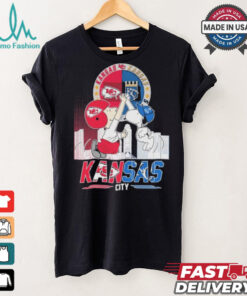 Official Snoopy And Charlie Browns High Five Kansas City Chiefs X Kansas City Royals Shirt
