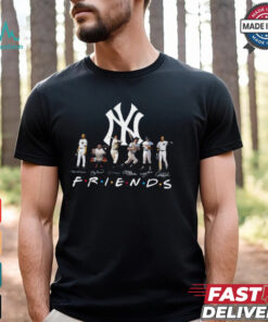 Original New York Yankees Legends Rivera, Berra, DiMaggio, Mantle, Ford, Jeter Friends Signatures T shirt