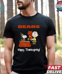 Peanuts Chicago Bears Football Happy Thanksgiving T Shirt