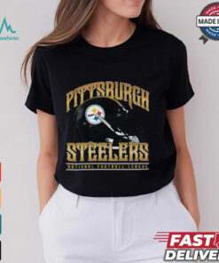 Pittsburgh Steelers Helmet Garment Dyed Heavyweight T Shirt