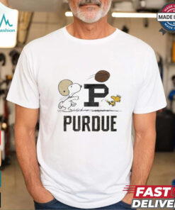 Purdue Boilermakers Peanuts Snoopy and Woodstock playing football shirt