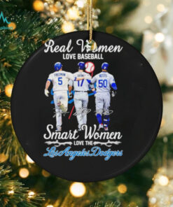 Real women love baseball smart women love the Los Angeles Dodgers 2024 signature t shirt