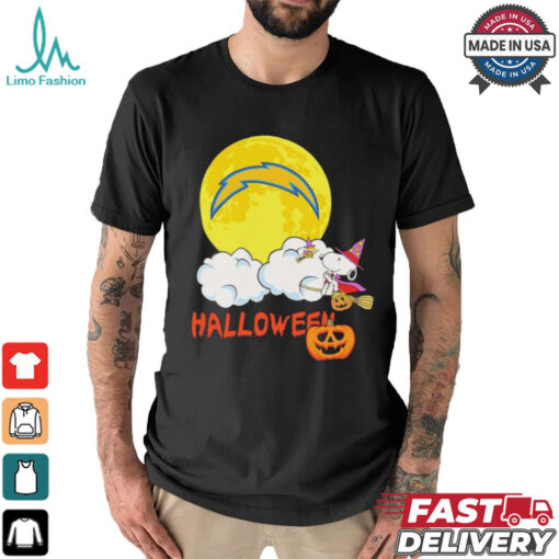 Snoopy Los Angeles Chargers NFL Halloween 2024 Shirt