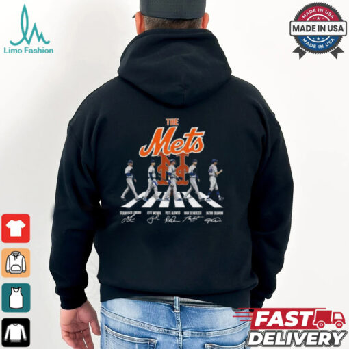 The New York Mets Baseball Walking Signatures 2024 T shirt