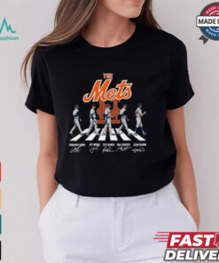 The New York Mets Baseball Walking Signatures 2024 T shirt