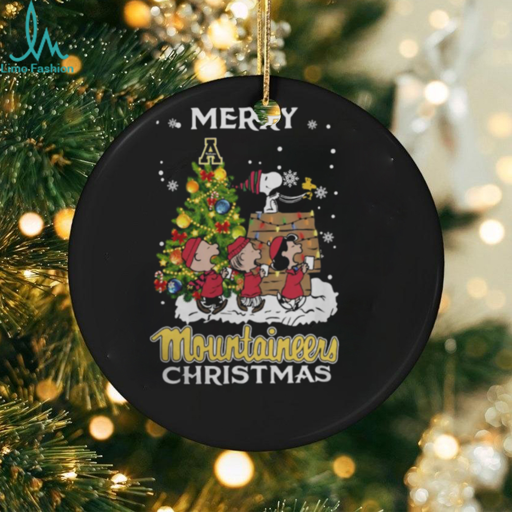 2024 Appalachian State Mountaineers Snoopy And Friends Merry Christmas Shirt 2024 Appalachian State Mountaineers Snoopy And Friends Merry Christmas Shirt