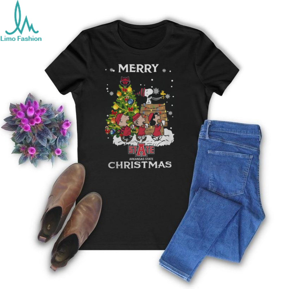 2024 Arkansas State Red Wolves Snoopy And Friends Merry Christmas Shirt 2024 Arkansas State Red Wolves Snoopy And Friends Merry Christmas Shirt
