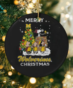 2024 Michigan Wolverines Snoopy And Friends Merry Christmas Shirt
