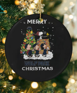 2024 Nevada Wolf Pack Snoopy And Friends Merry Christmas Shirt