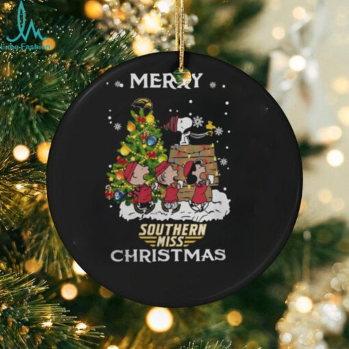 2024 Southern Miss Golden Eagles Snoopy And Friends Merry Christmas Shirt