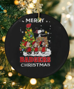 2024 Wisconsin Badgers Snoopy And Friends Merry Christmas Shirt