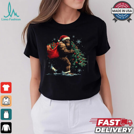 Bigfoot Christmas Tree Lights Xmas Boys Men Sasquatch Lovers Shirt Recovered
