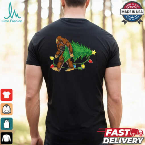 Bigfoot Christmas Tree Lights Xmas Boys Men Sasquatch Lovers T Shirt Recovered