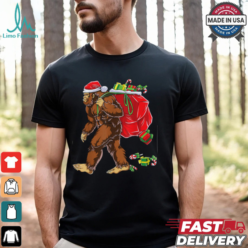 Bigfoot Santa Carrying Christmas Bag Xmas Hat Sasquatch Men T Shirt Recovered Bigfoot Santa Carrying Christmas Bag Xmas Hat Sasquatch Men T Shirt Recovered