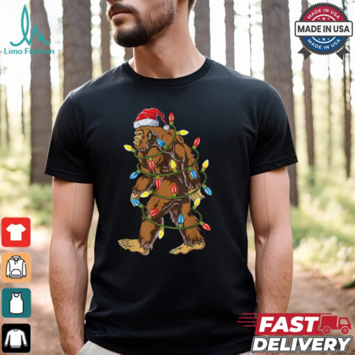 Bigfoot Santa Christmas Tree Lights Xmas Boys Men Sasquatch T Shirt Recovered