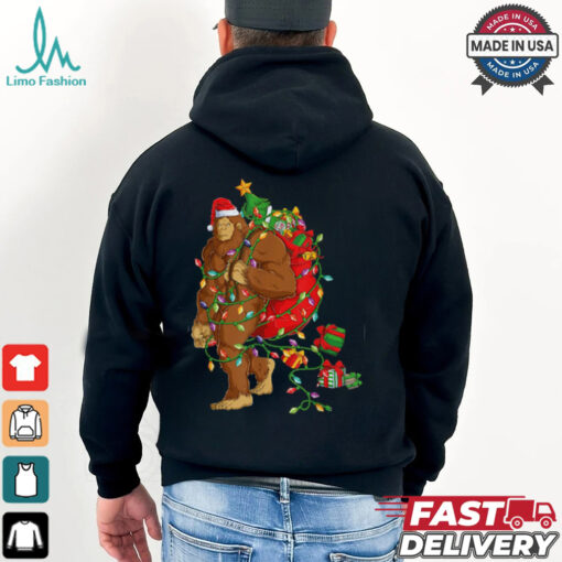 Bigfoot Sasquatch Santa Hat Christmas Xmas Tree Pjs Boys Men T Shirt Recovered