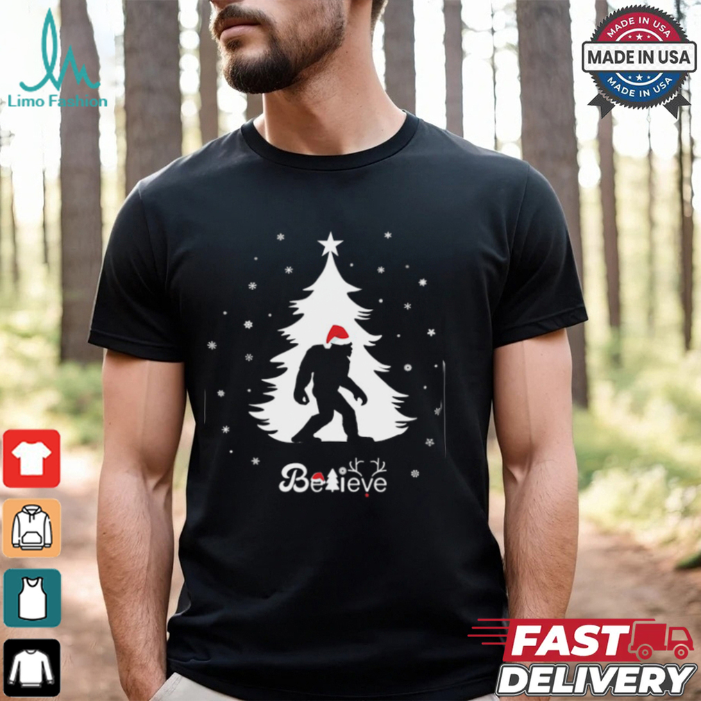 Bigfoot Sasquatch Yeti Santa Claus Hat Christmas T Shirt Recovered Bigfoot Sasquatch Yeti Santa Claus Hat Christmas T Shirt Recovered