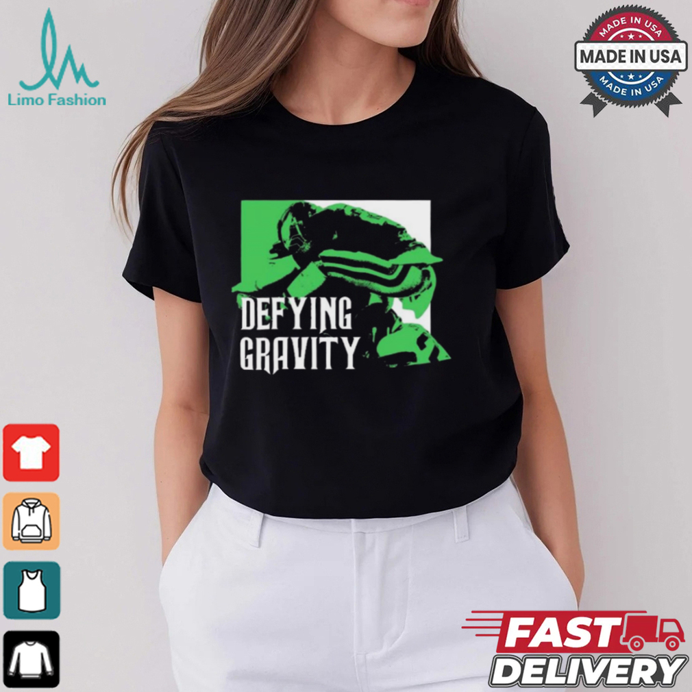 Defying Gravity Saquon Barkley Philadelphia Eagles t shirt Defying Gravity Saquon Barkley Philadelphia Eagles t shirt