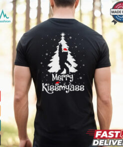 Merry Kissmyass Funny Bigfoot Yeti Sasquatch Christmas Tree T Shirt Recovered