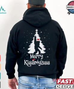 Merry Kissmyass Funny Bigfoot Yeti Sasquatch Christmas Tree T Shirt Recovered