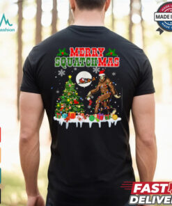 Merry Squatchmas Christmas Tree Santa Bigfoot Sasquatch T Shirt Recovered