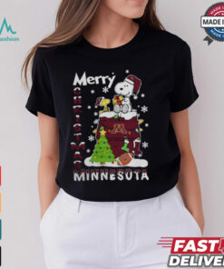 Minnesota Golden Gophers Snoopy And Woodstock Merry Christmas Shirt