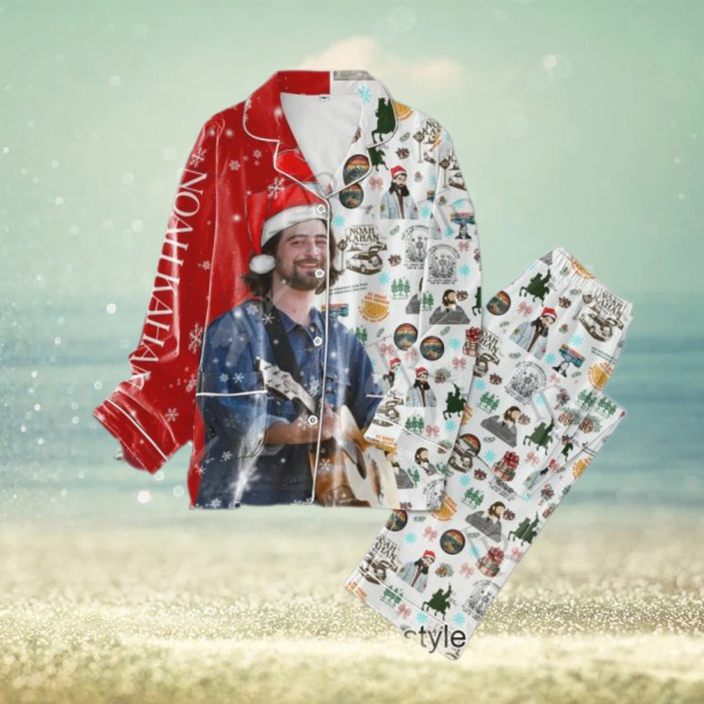 Noah Kahan Merry Christmas Button Down Pajamas Set Noah Kahan Merry Christmas Button Down Pajamas Set