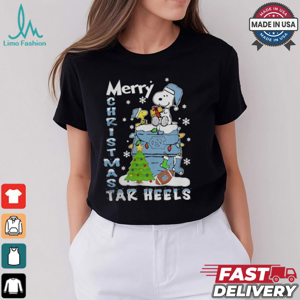 North Carolina Tar Heels Snoopy And Woodstock Merry Christmas Shirt North Carolina Tar Heels Snoopy And Woodstock Merry Christmas Shirt