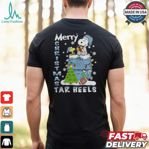 North Carolina Tar Heels Snoopy And Woodstock Merry Christmas Shirt