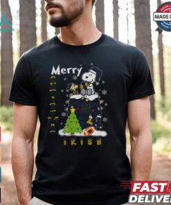 Notre Dame Fighting Irish Snoopy And Woodstock Merry Christmas Shirt