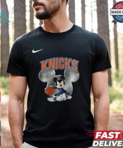 Official Nike New York Knicks Mickey Minnie Basketball Dunk The Halls On Christmas 2024 Shirt