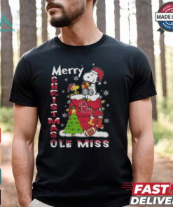 Ole Miss Rebels Snoopy And Woodstock Merry Christmas Shirt