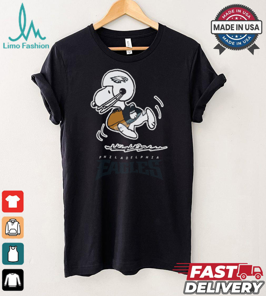 Philadelphia Eagles Snoopy Graphic T Shirt Philadelphia Eagles Snoopy Graphic T Shirt