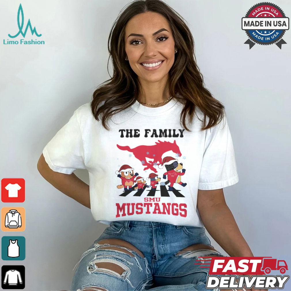 SMU Mustangs X Family Bluey Merry Christmas 2024 Shirt SMU Mustangs X Family Bluey Merry Christmas 2024 Shirt