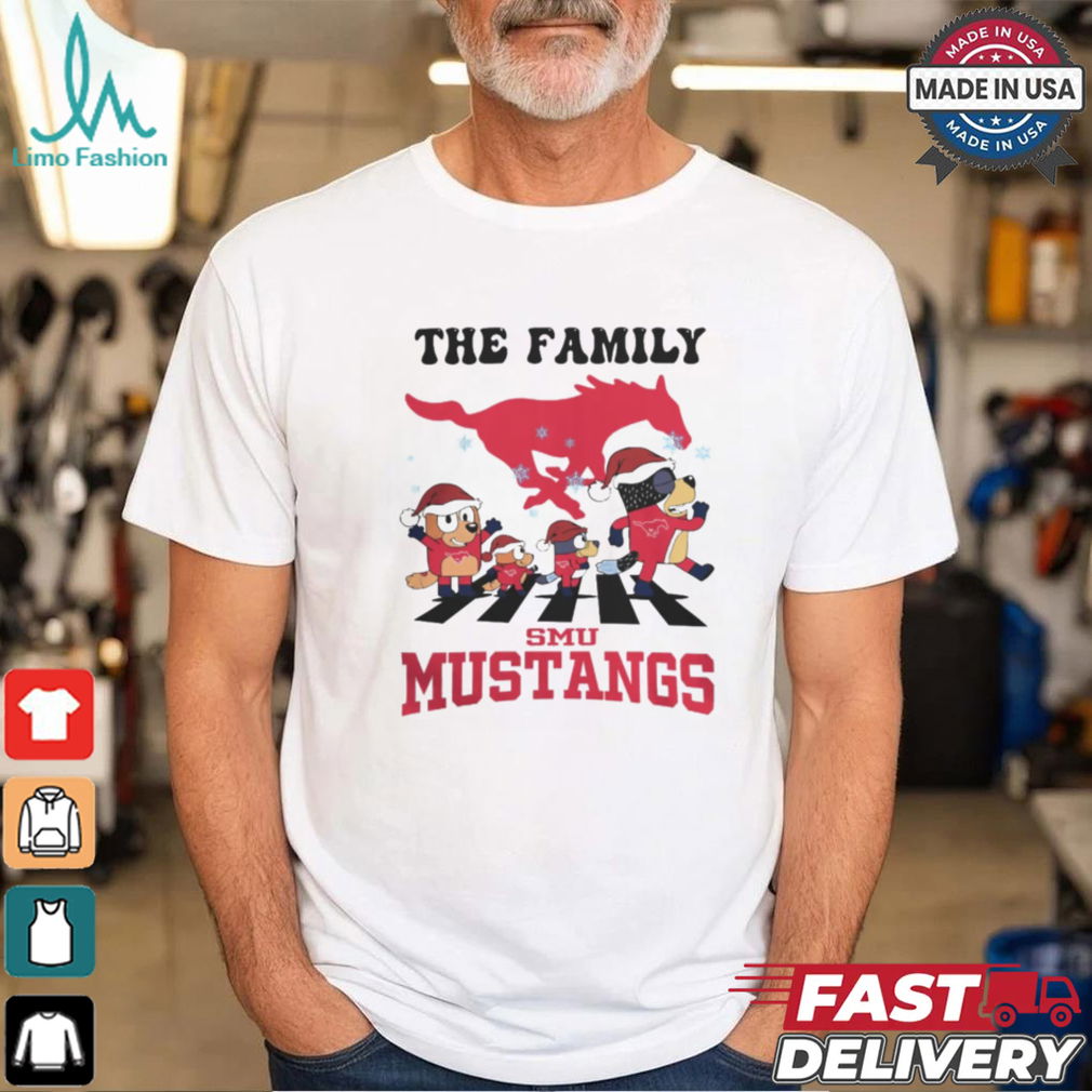 SMU Mustangs X Family Bluey Merry Christmas 2024 Shirt SMU Mustangs X Family Bluey Merry Christmas 2024 Shirt