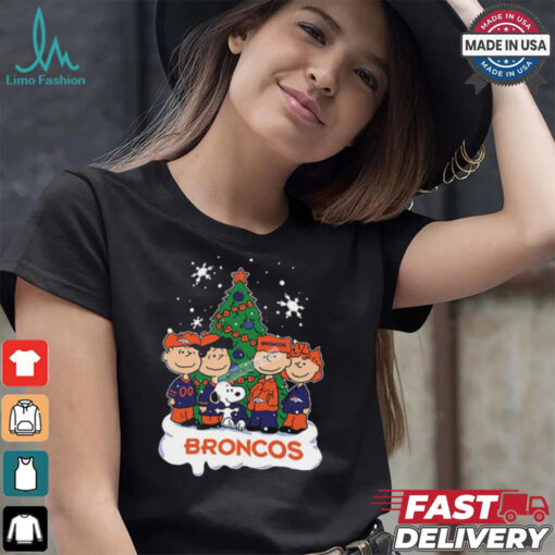 Snoopy Christmas Tree Denver Broncos Graphic T Shirt